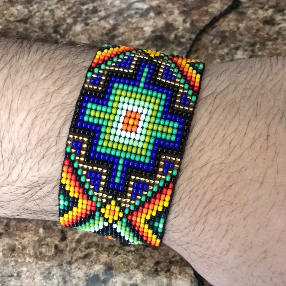 MULTI COLOR Unisex Beautiful handmade bracelet from Colombia